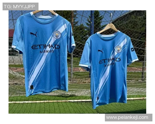 足球巨星真情时刻亲手赠送球衣温情互动引发球迷热烈回应