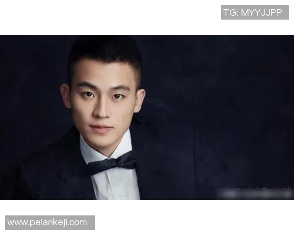 痞帅足球球星：从场上霸气到场外魅力，揭秘他的多面人生